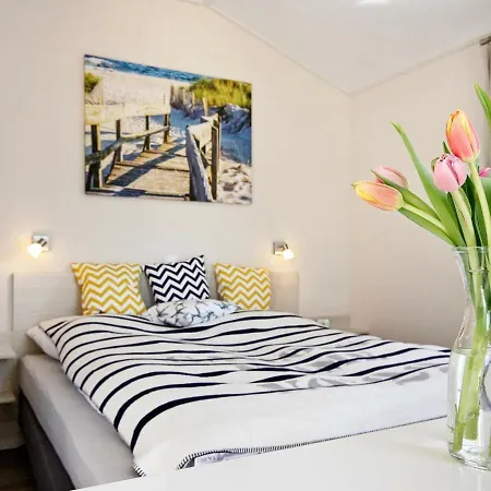 Apartment Holiday Strandallee Iii